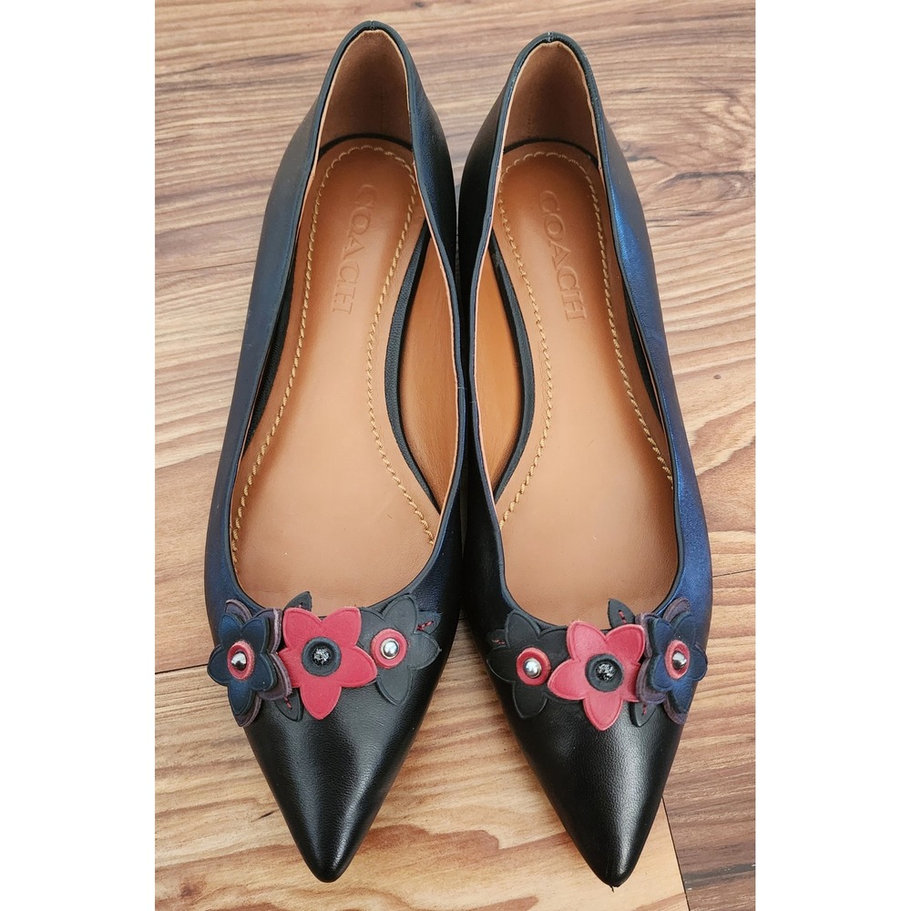 Coach US 8 Black Leather Floral Applique Pointed Toe Ballet Flats Quiet Luxury